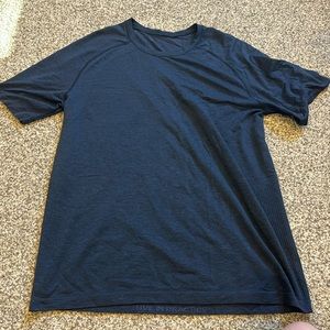 Mens XL Lululemon Navy Metal Vent Tech Short Sleeve.
